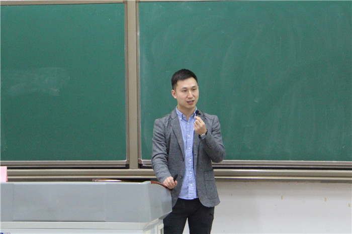 魏涛老师700.jpg 魏涛老师700.jpg